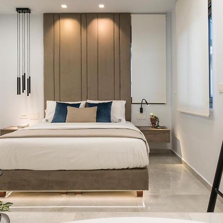 Π Suite Project: Smart Bnb Khania Eksteriør bilde